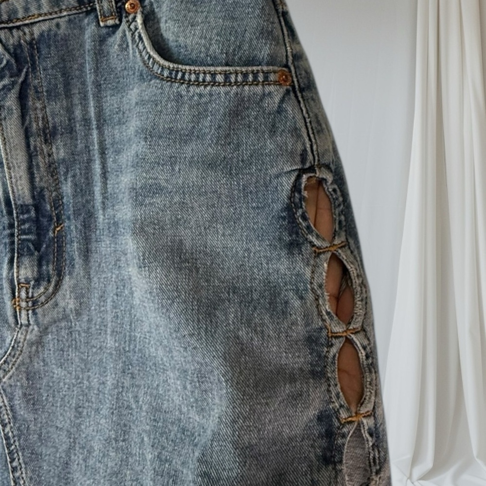Topshop Denim Mini Skirt Cut Out Side Lace Up Festival Y2K Mid Wash Size 6 - Picture 5 of 10